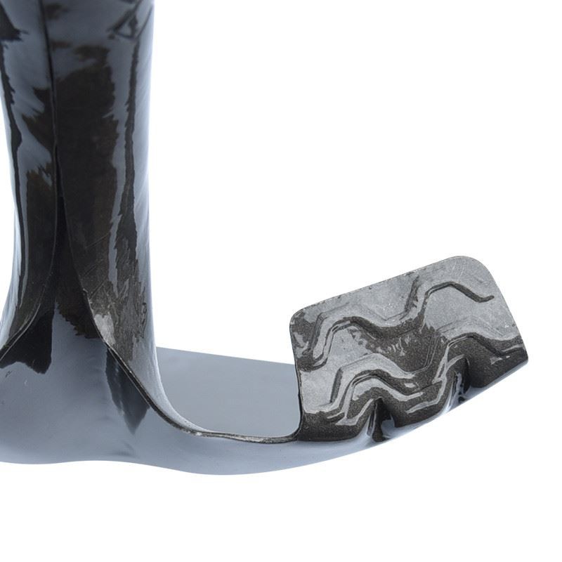 garden shovel with long handle foot step